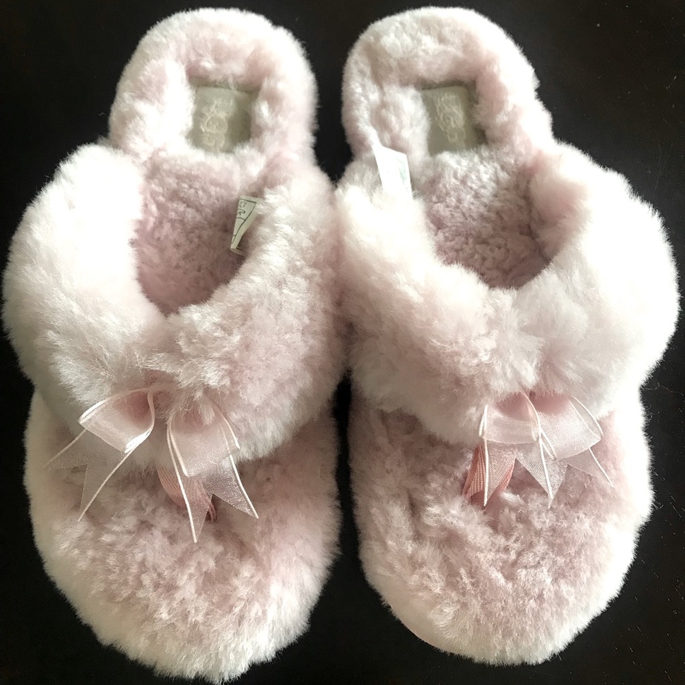 UGG FLUFF FLIP FLOP Slippers